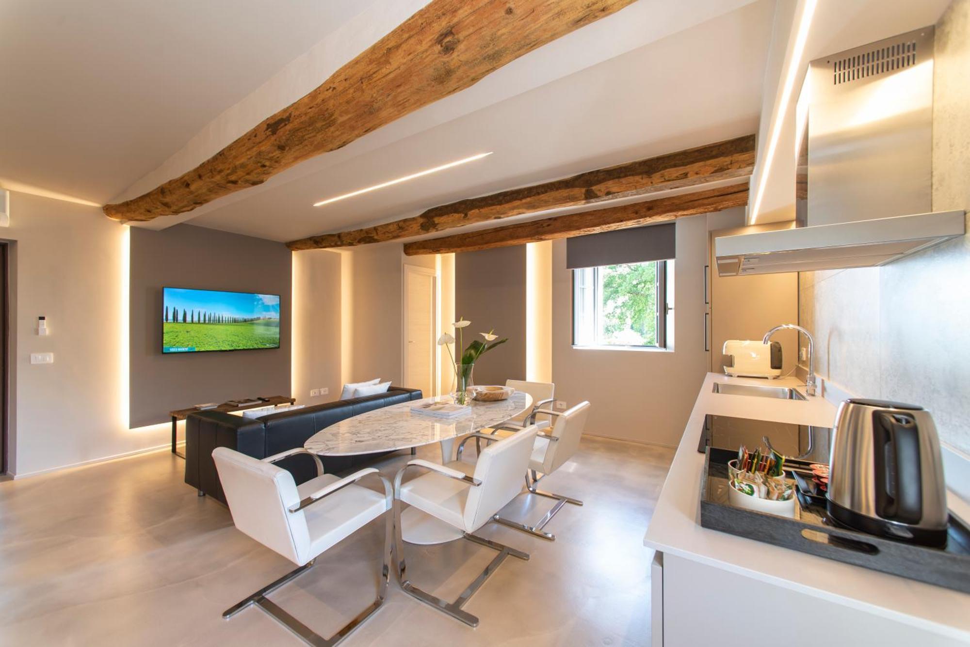 Palazzo Del Papa Country Suites Сиена Экстерьер фото